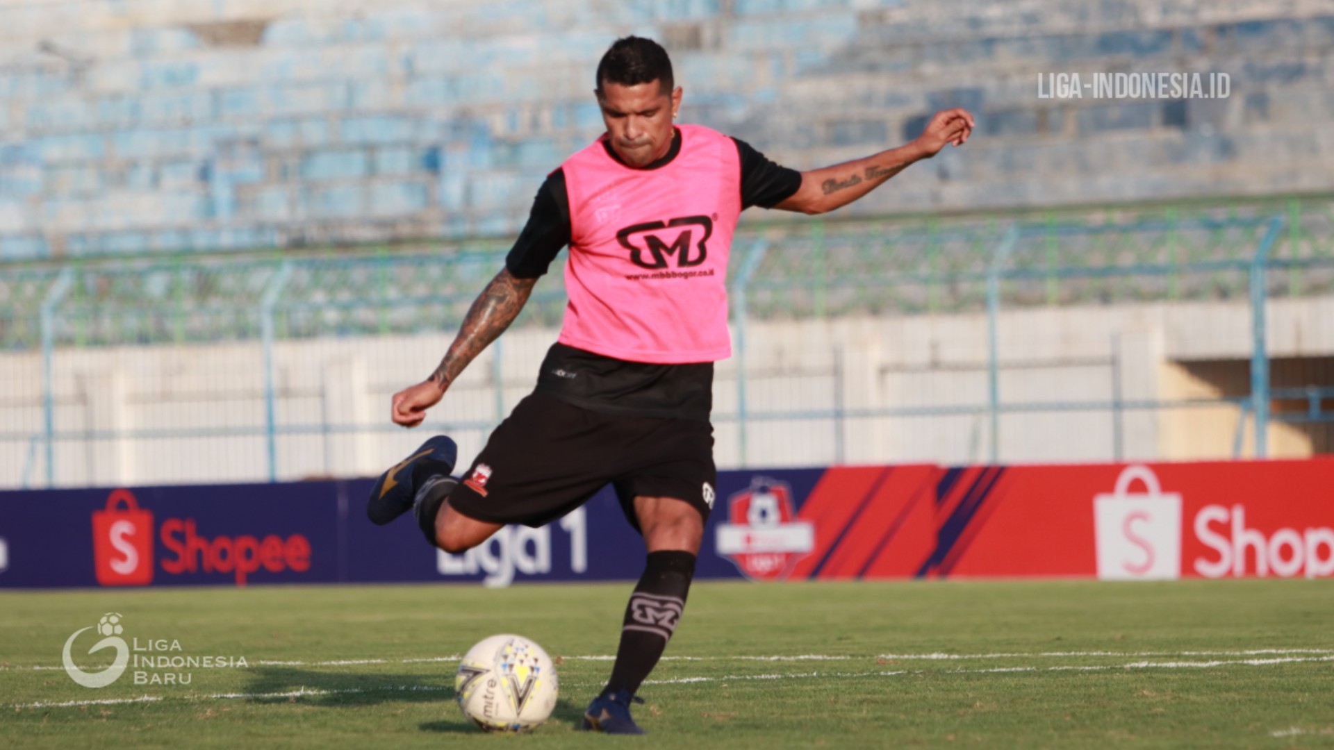 Beto Bersiap Lawan Persebaya
