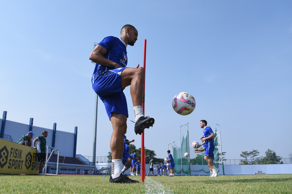 Fit Lawan Persebaya, Pemain Persib Ini Akan Kerja Keras