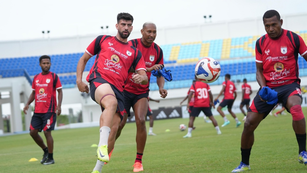 Persipura Jayapura Siap Balas Dendam Hadapi Persela Lamongan di Pekan Keempat Pegadaian Championship 2025/26