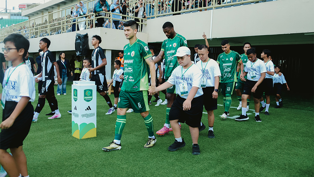 Kepedulian PSS Untuk Anak Difabel Di Stadion Maguwoharjo Sleman