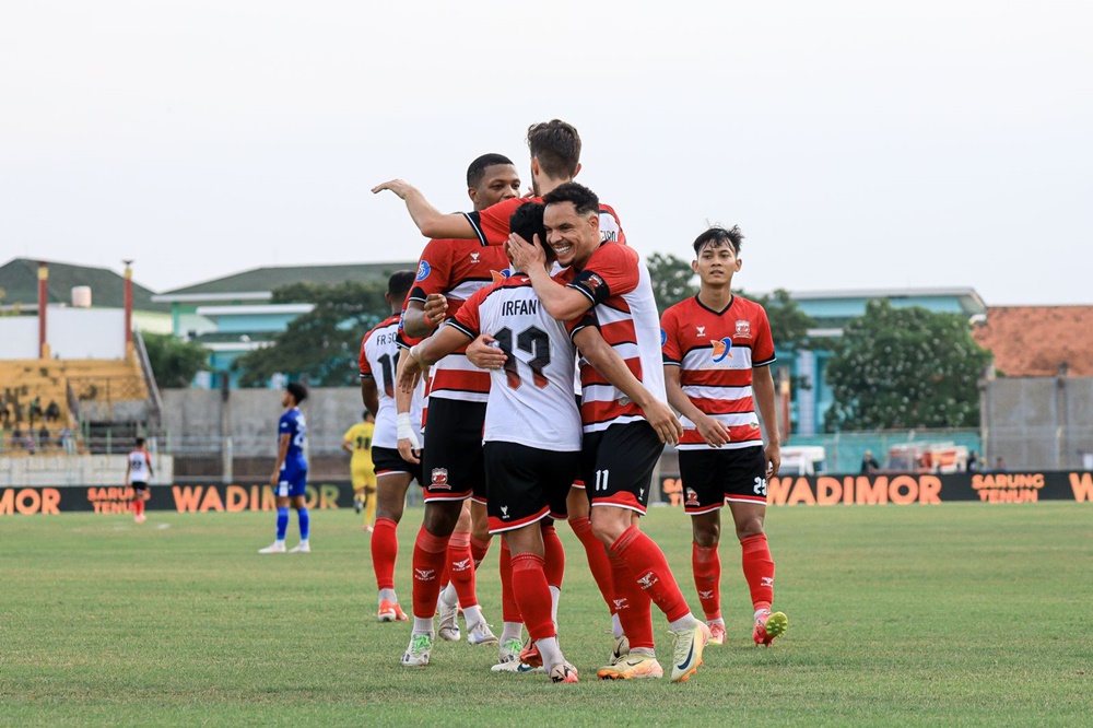 Madura United Akhiri Paceklik Kemenangan