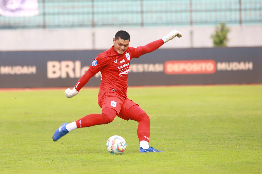 PSIS Perpanjang Kontrak Kiper Adi Satryo Hingga 2 Musim