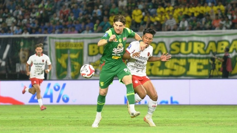 Perez Buka Opsi Permanenkan Posisi Dejan Tumbas Kawal Sisi Kiri Persebaya
