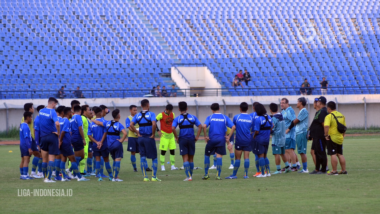Persib Evaluasi Tim Jelang Away Ke Sleman