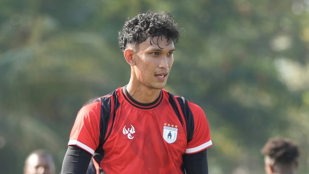 Rafly Kapoh, Kiper Baru Persipura Pengganti Jhon Pigai