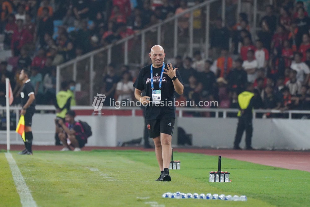 Ricky Kambuaya Ke Dewa United, Bernardo Tavares Kian Waspada
