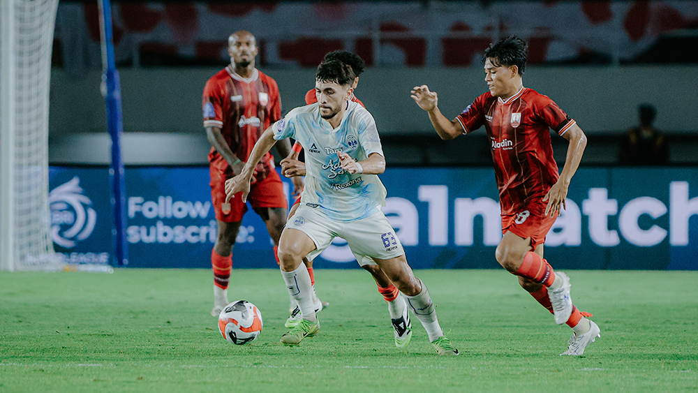 Jinsiy aloqa yosh qizi dada Singlimni yubkada sikishini tomosha qiling