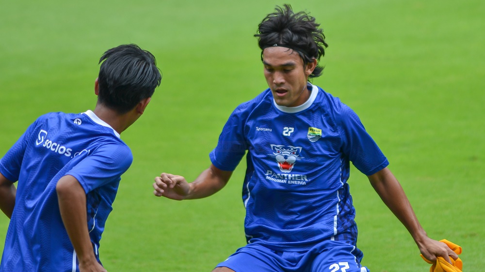 Zalnando Berlatih Lagi Di Persib, Masalah Bek Kiri Teratasi