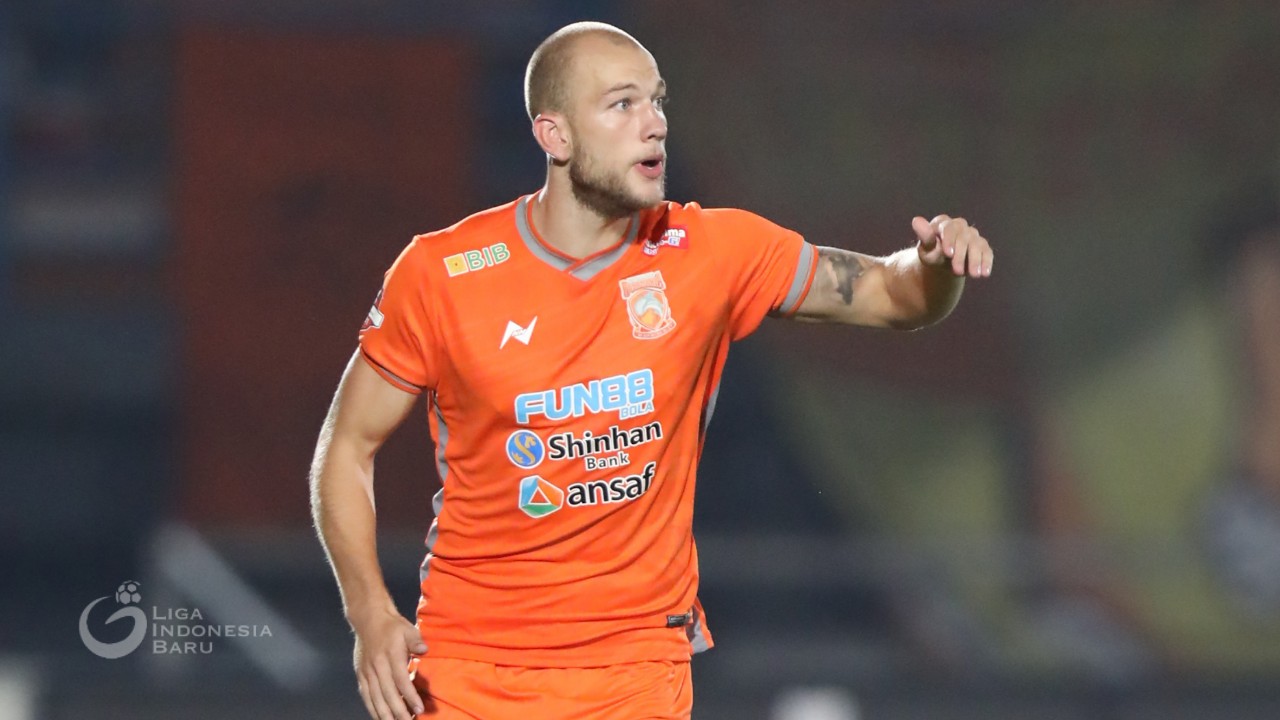 Bek Asing Borneo FC Diminati Semen Padang