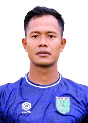 Foto JOKO S,  PERSIBO Bojonegoro dengan nomor punggung 3