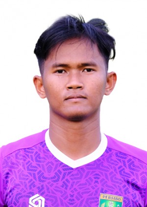 Foto F. FEBRIAN, P. GAWANG PERSIBO Bojonegoro dengan nomor punggung 27